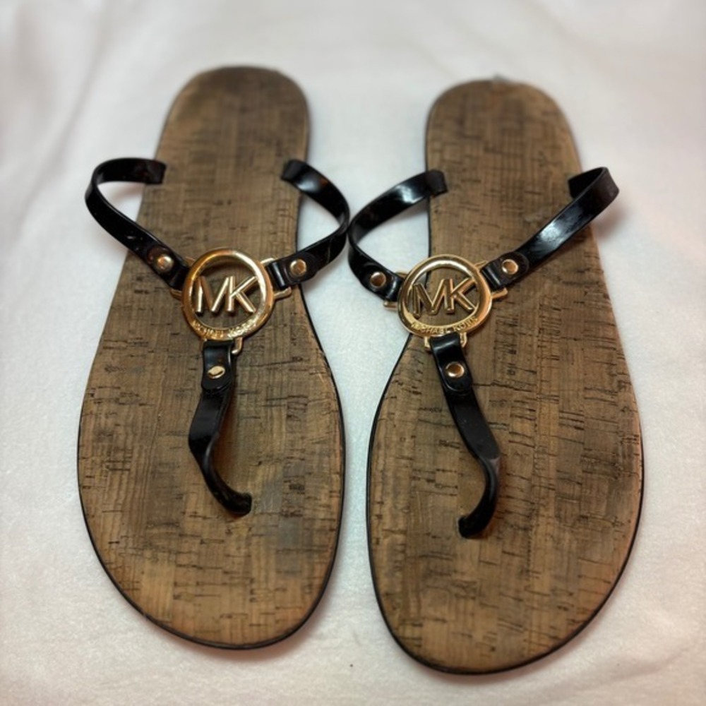 Michael Kors Women Black Patent Cork Thong Sandals Gold MK Logo Flip Flops